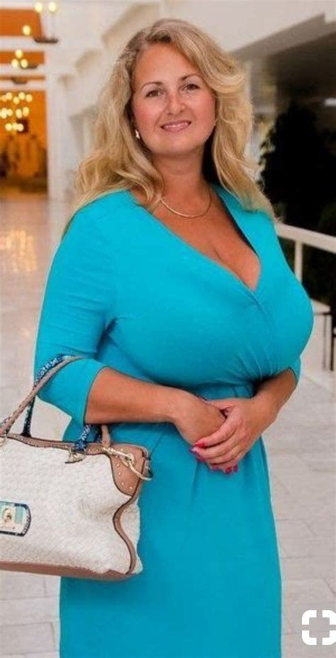 mature blonde big tits